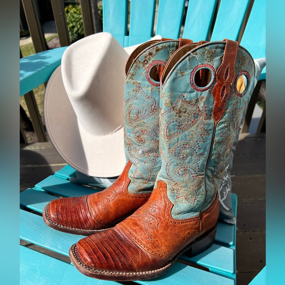Ferrini Women's Honey & Turquoise Inlay Embroidery Square Toe Boots 7.5